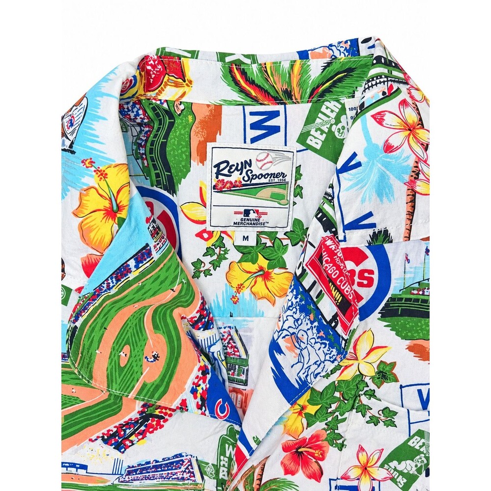 Reyn Spooner Chicago Cubs Women’s Button Up Shirt Size M MLB Hawaiian Aloha